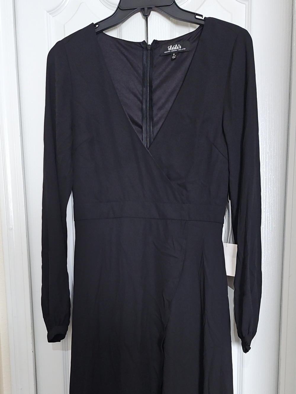 NWT Lulu's Black Long Sleeve Faux Wrap Maxi Dress Women's Size S Elegant Formal. - Picture 5 of 11